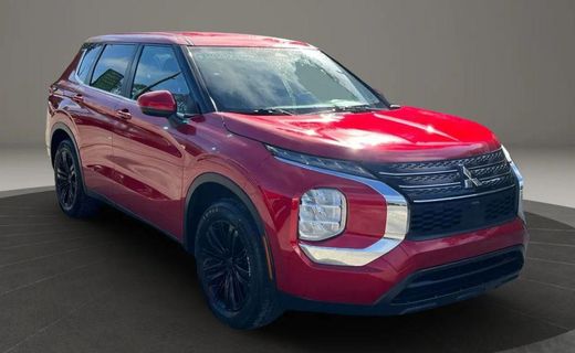 2022 Mitsubishi Outlander ES