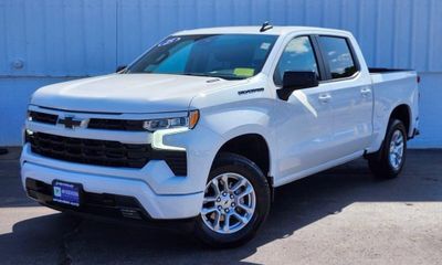 2025 Chevrolet Silverado RST