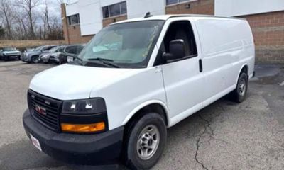 2019 GMC Savana 2500