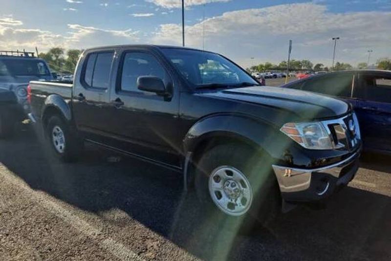 2010 Nissan Frontier — a typically priced live listing