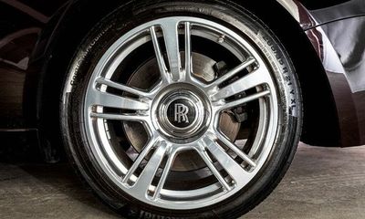 2016 Rolls-Royce Wraith Base