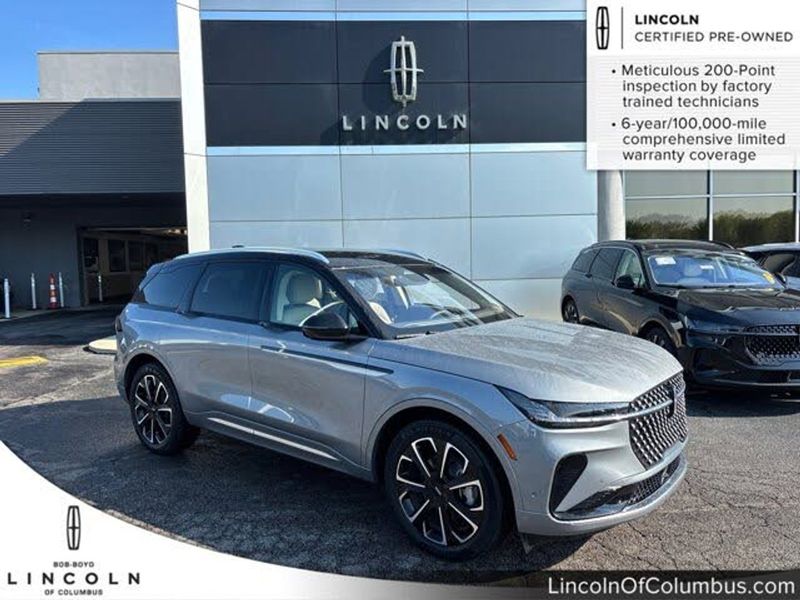 2024 Lincoln Nautilus — a typically priced live listing