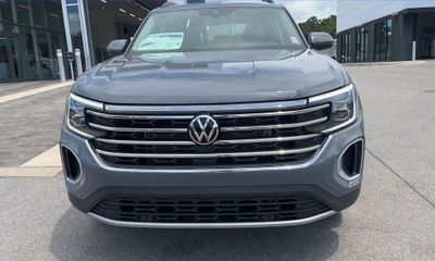 2026 Volkswagen Atlas SE