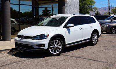 2019 Volkswagen Golf Alltrack 4Motion S SE