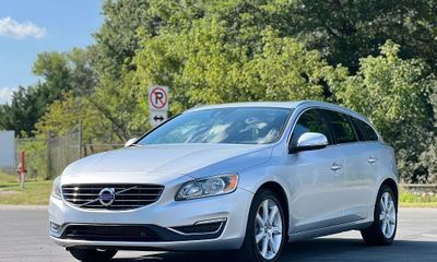 2016 Volvo V60 SV33 Premier
