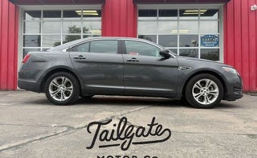 2018 Ford Taurus SEL