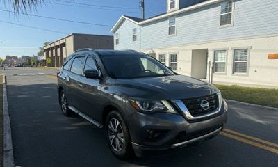 2017 Nissan Pathfinder S
