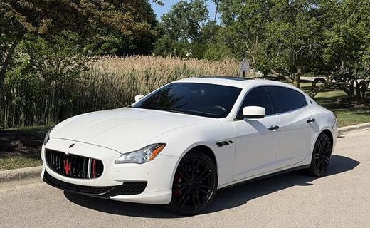 2016 Maserati Quattroporte Essence