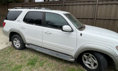 2002 Toyota Sequoia SR5