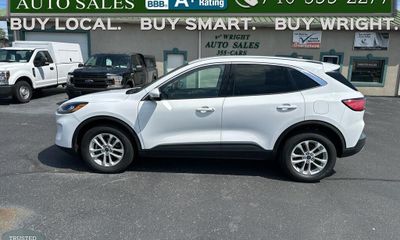 2021 Ford Escape SE Fhev