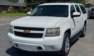 2013 Chevrolet Suburban LT