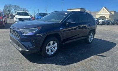 2020 Toyota RAV4 XSE HV
