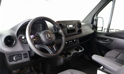 2021 Mercedes-Benz Sprinter 907 VS30