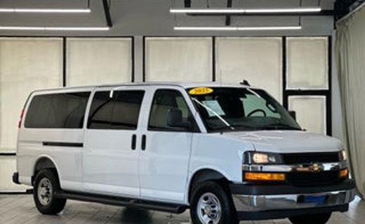 2025 Chevrolet Express LT EXT