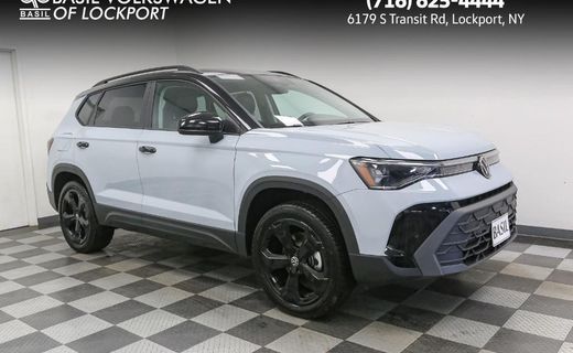 2026 Volkswagen Taos 4MOTION SE Black