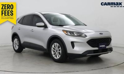 2020 Ford Escape SE