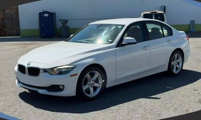 2014 BMW 3 Series 320i Sedan