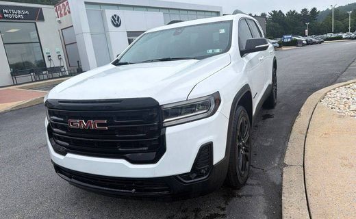 2023 GMC Acadia SLT