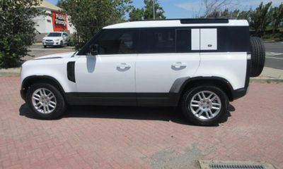 2024 Land Rover Defender 110 S