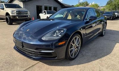 2018 Porsche Panamera 4S