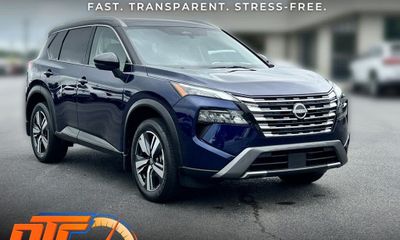 2025 Nissan Rogue SL