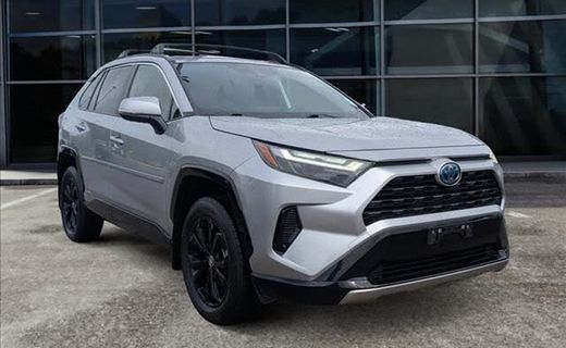 2023 Toyota RAV4 SE