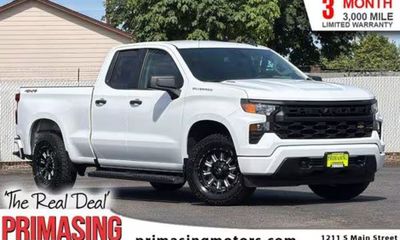2025 Chevrolet Silverado Custom