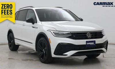 2024 Volkswagen Tiguan 4Motion SE R