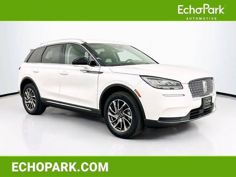 2022 Lincoln Corsair — a typically priced live listing