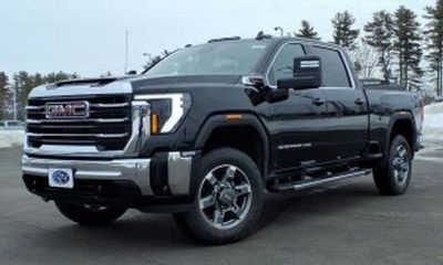 2026 GMC Sierra HD SLE