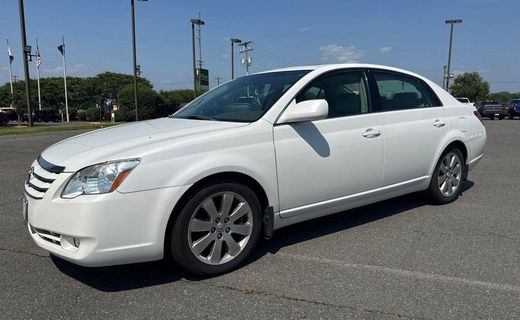 2005 Toyota Avalon XLS