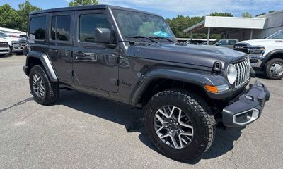 2025 Jeep Wrangler Sahara