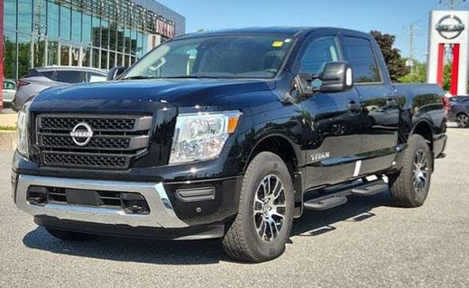 2023 Nissan Titan