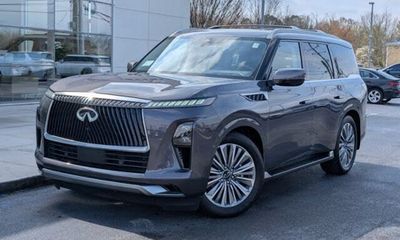 2025 Infiniti QX80 Luxe
