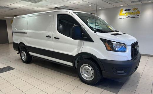 2026 Ford Transit Base