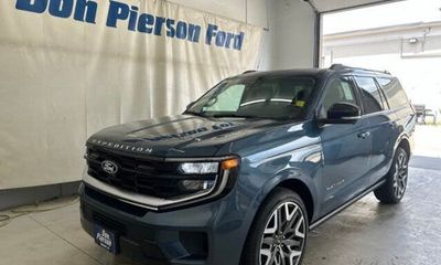 2027 Ford Expedition Platinum