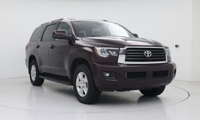 2019 Toyota Sequoia SR5 Grade