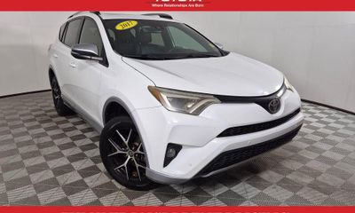 2017 Toyota RAV4 SE