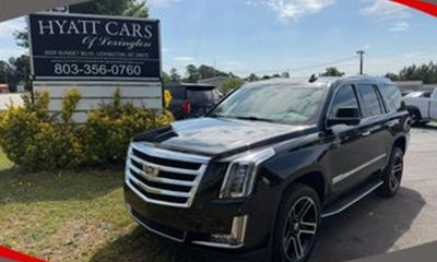 2017 Cadillac Escalade Standard