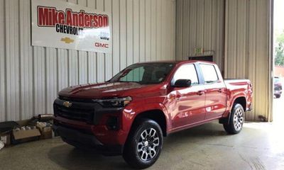 2023 Chevrolet Colorado LT