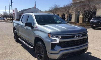 2023 Chevrolet Silverado RST