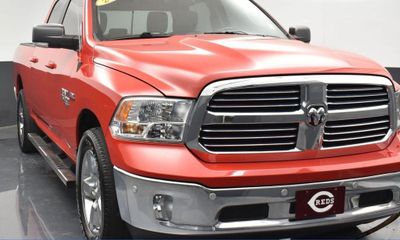 2019 Ram 1500 SLT