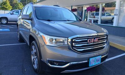 2019 GMC Acadia SLT 2
