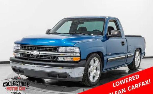 2002 Chevrolet Silverado Base