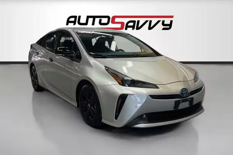 2022 Toyota Prius — a typically priced live listing