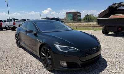 2013 Tesla Model S W DC Fast