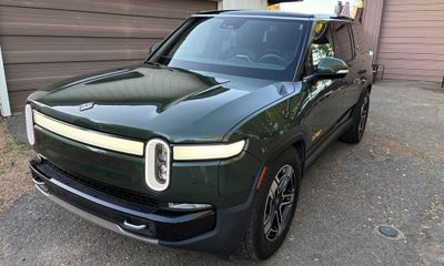 2023 Rivian R1S Launch Edition