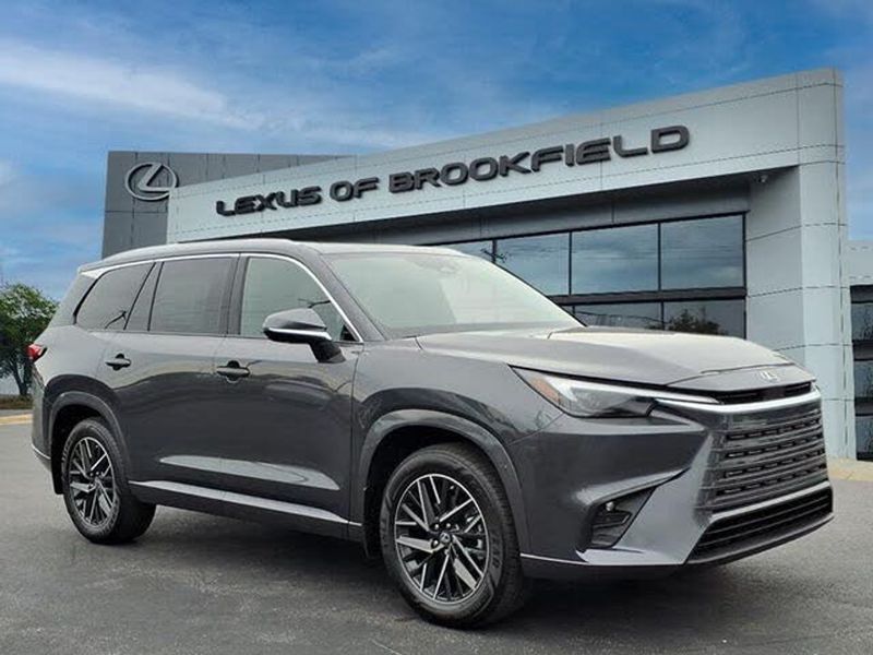 2026 Lexus TX — a typically priced live listing
