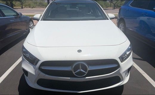 2022 Mercedes-Benz A-Class A220