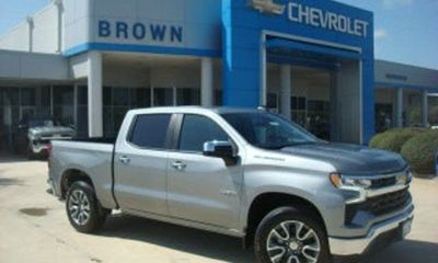 2026 Chevrolet Silverado LT